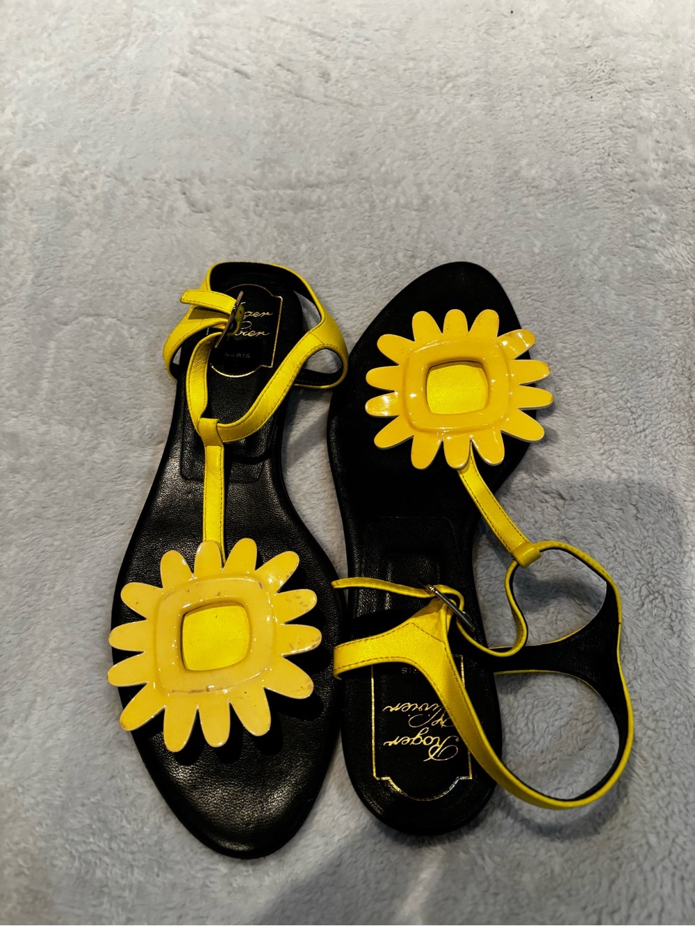 Roger Vivier Yellow Floral-Appliqué T-Strap Sandals